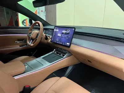 BYD 汉L
