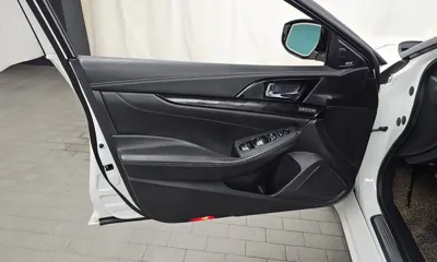 Nissan Maxima