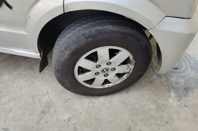 Dongfeng Xiaokang C37