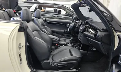 MINI Cooper Convertible