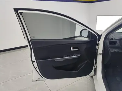 Kia K2
