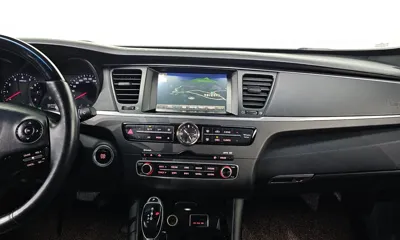 Kia K9