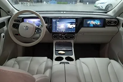Leapmotor C11