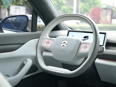 Nio ES8