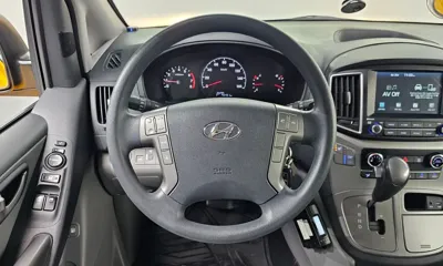 Hyundai Starex