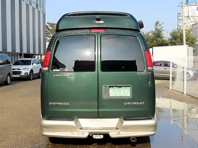 Chevrolet Chevy Van