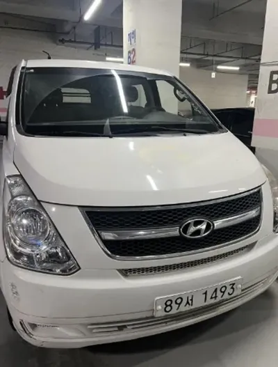 Hyundai Starex