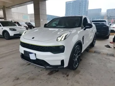 Lynk & Co 05