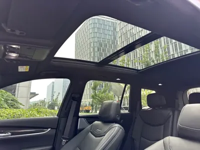 Cadillac XT6