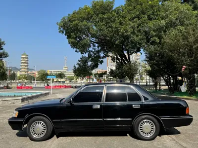 Toyota Crown (Import)