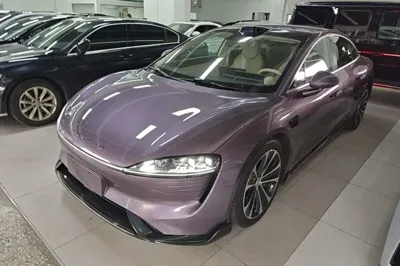 Hima Luxeed S7