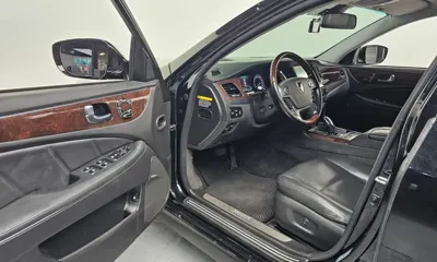 Hyundai Equus