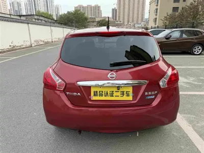 Nissan Tiida