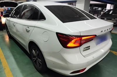 Roewe i5