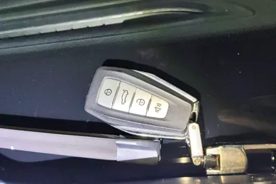 Geely Auto Binray