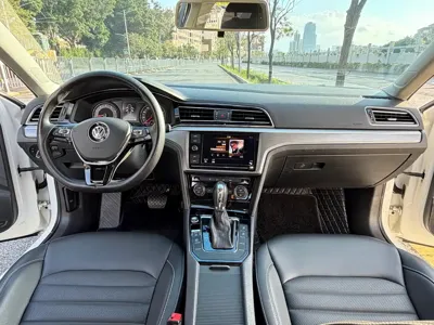 Volkswagen Lamando