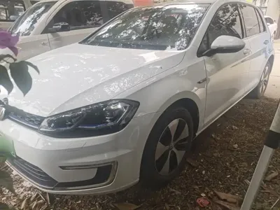 Volkswagen Golf EV