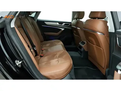 Audi A7L