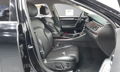 Genesis EQ900