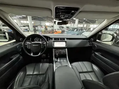 Land Rover Sport