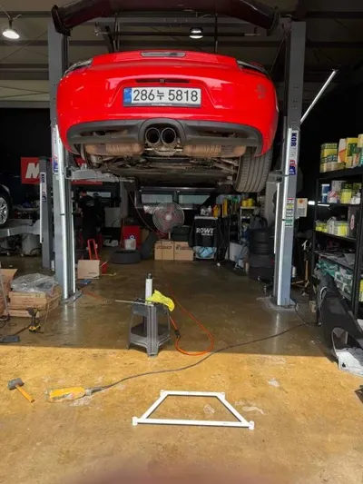 Porsche Cayman