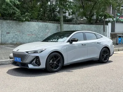 Changan UNI-V
