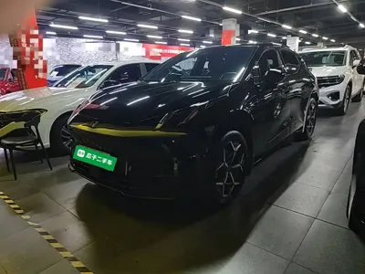Lynk & Co Z20