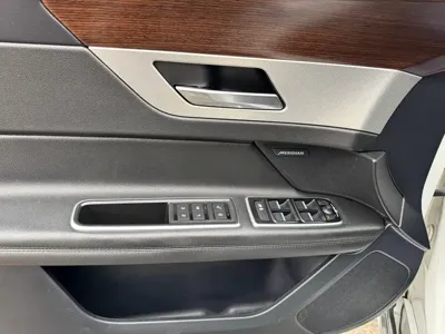 Jaguar XFL