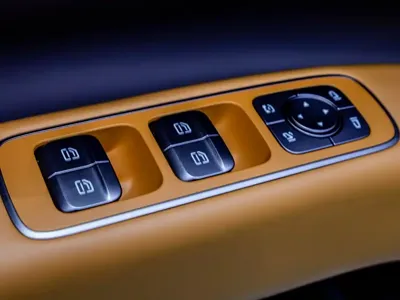 Li Auto Li i8