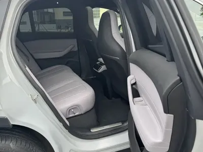Nio EC6
