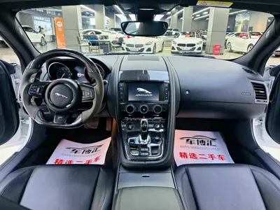 Jaguar F-Type