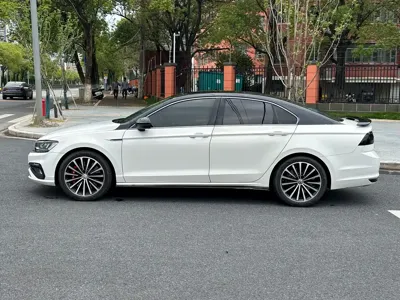 Volkswagen Lamando
