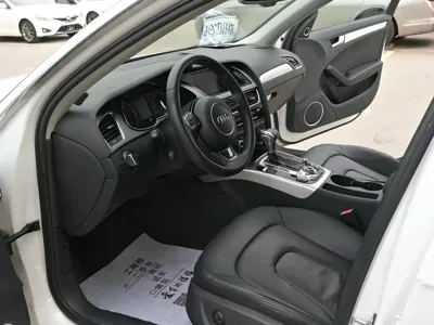 Audi A4 (Import)