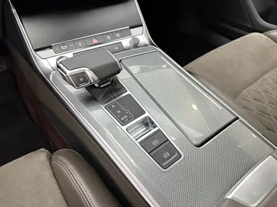 Audi A7L