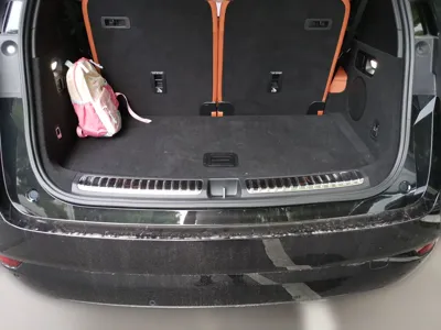 Li Auto L9
