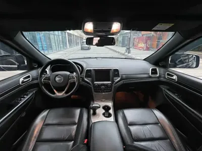 Jeep Grand Cherokee (Import)