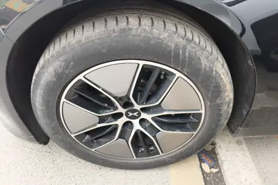 Xpeng P7