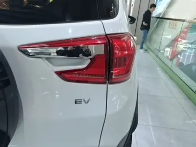 BYD Yuan EV