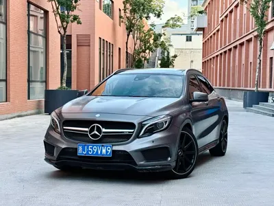 Mercedes-Benz GLA AMG