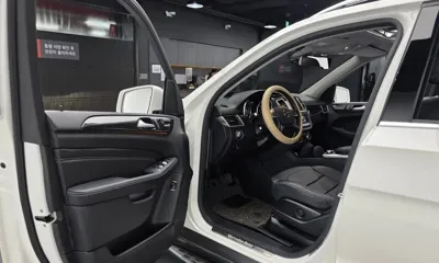 Mercedes-Benz M-Class
