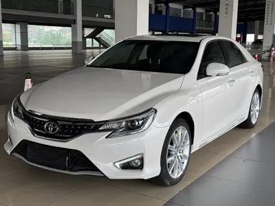 Toyota Reiz