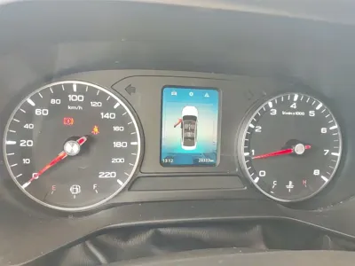 Roewe i5