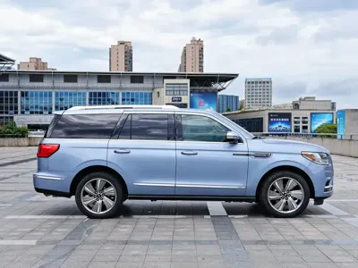 Lincoln Navigator