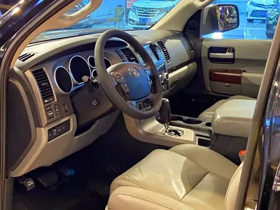 Toyota Sequoia