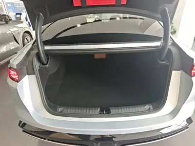 BYD 汉L