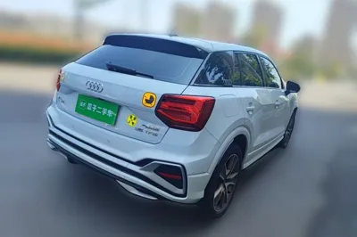 Audi Q2L