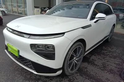 Xpeng G9