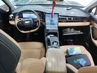 Geely Boyue L