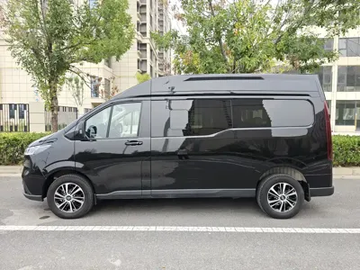 Maxus V70