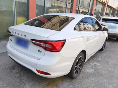 Roewe i5